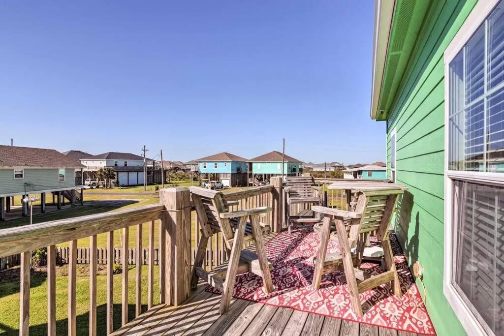 Coastal Heaven - Crystal Beach Relaxing Beach Home Bolivar Peninsula Exterior photo
