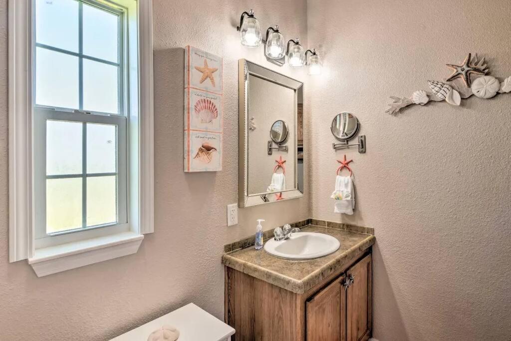 Coastal Heaven - Crystal Beach Relaxing Beach Home Bolivar Peninsula Exterior photo